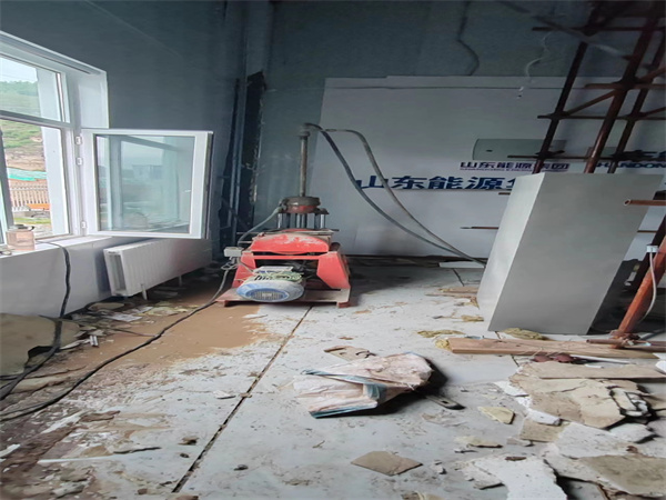 永和地基基础下沉墙体裂缝加固注浆顶升施工